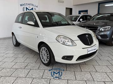Lancia Ypsilon PLATINO