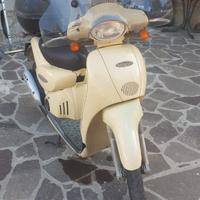 Aprilia Scarabeo 50 - 2012