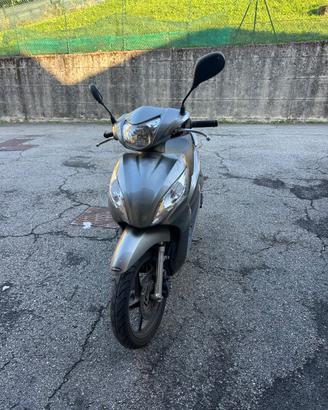 Honda Vision 50 4T – Solo 6.900 km – Da ripristina