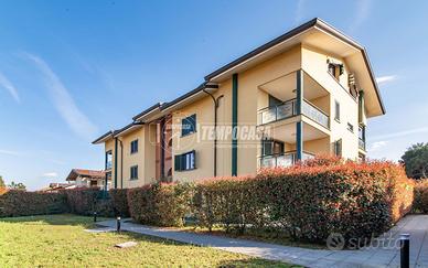 BILOCALE AL TERZO PIANO CON BOX E CANTINA - LIBERO