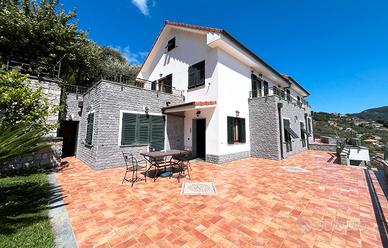 Unità abitativa a Chiavari (GE)