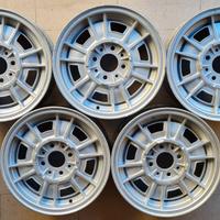 Fiat 124 sport coupe' spider 5 cerchi Cromodora