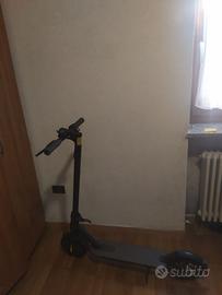 monopattino xiaomi