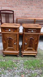 Coppia di comodini vintage