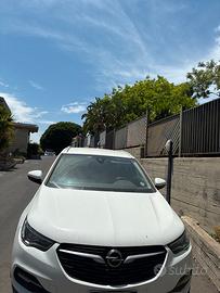 Opel grandlandx
