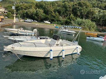 Aquabat Samoa 19 con Yamaha 40/60 2020