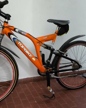 Bicicletta arancione