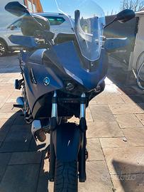 Yamaha Tracer 7 700 blu