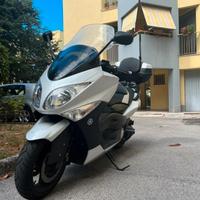 Yamaha T-Max 500 white max 