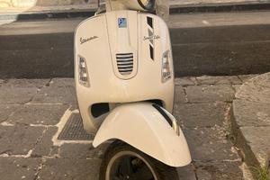 Vespa gts 300 del 2009