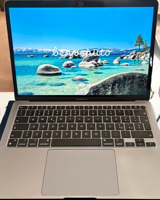 MacBook Air M1 2020 con alimentatore e scatola