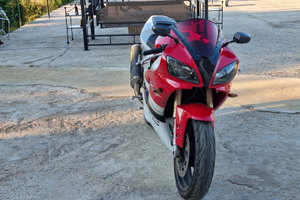 Yamaha R1 1999