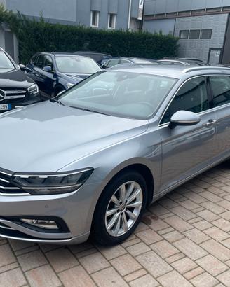 Volkswagen Passat Variant 2.0 TDI SCR EVO DSG Busi