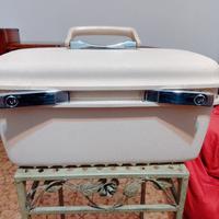 beauty case vintage del marchio Samsonite