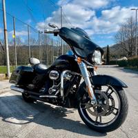 Harley Davidson Street Glide FLHX 107