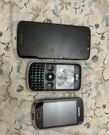 3 telefoni usati : Motorola, Lg, Samsung