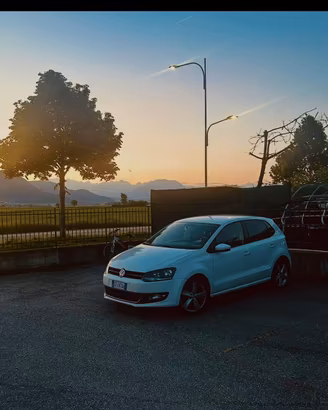 Volkswagen polo 1.6 gpl 2011