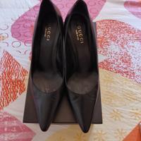 scarpe Gucci nere.40 C