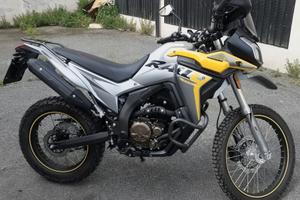 Moto enduro Voge 300 Relly