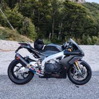 Aprilia rsv4 1100 factory 2019
