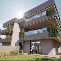 PIANO TERRA 4 camere con giardino di 370 mq