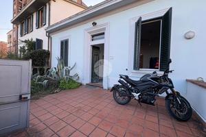 CASA INDIPENDENTE A FIRENZE