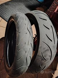 gomme moto metzeler