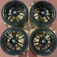 OZ ULTRALEGGERA 19” Pollici 5x112 DOPPIA MISURA