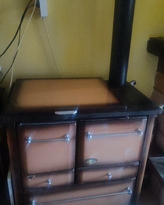 Stufa a legna con forno e cottura e tubo scarico!