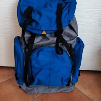 ZAINO 80 LITRI CON TASCHE