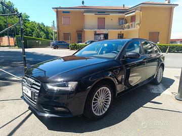 Audi A4 Avant 2.0TDI Multitronic NAVI 2 TRENI GOMM
