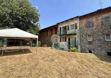 CASA DI CORTE A SAGLIANO MICCA