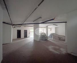 MAGAZZINO A BRESCIA