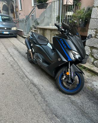 T-Max 560