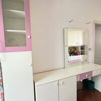 Cameretta bianca e rosa