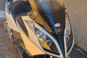 kymco downtown 200i