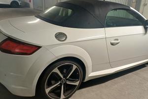 AUDI TTR S LINE