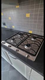 Piano Cottura Smeg a gas,60cm inox a gas, 4 fuochi