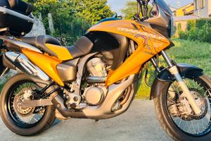 TRANSALP 700