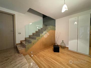 CASA INDIPENDENTE A VAPRIO D'AGOGNA