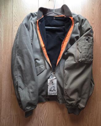 BOMBER STILE MILITARE VOLO