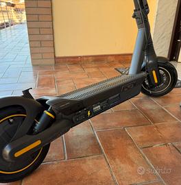 Monopattino ninebot g2 max