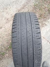 gomme  furgone 235/65R16C