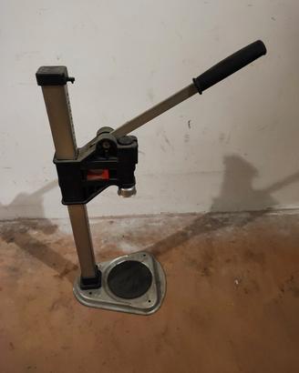 Tappatrice bottiglie