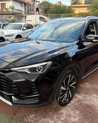 MG ZS 1.5 hybrid Luxury auto