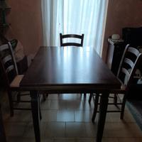 tavolo + 3 sedie