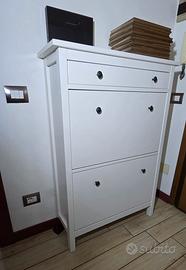 scarpiera laccata bianca