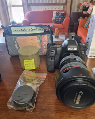 Kit Completo Canon EOS6D+3 Obiettivi L+Flash etc
