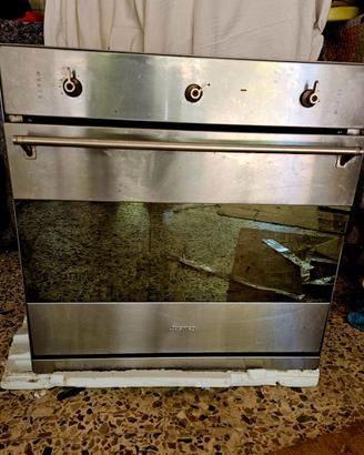 Forno SMEG da incasso termoventilato