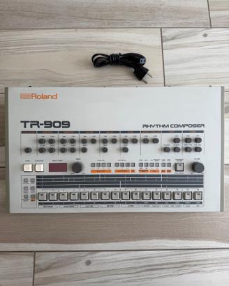ROLAND TR-909 Rhythm Composer – Drum Machine